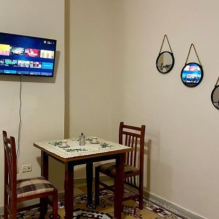 Lovely Studio Apartment Beachfront Durrës 外观 照片